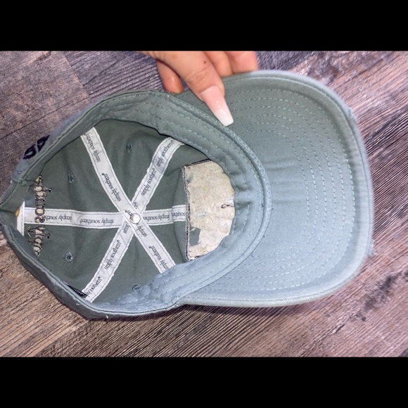 🧢 Simply southern 🎀 in great condition - Picture 3 of 3